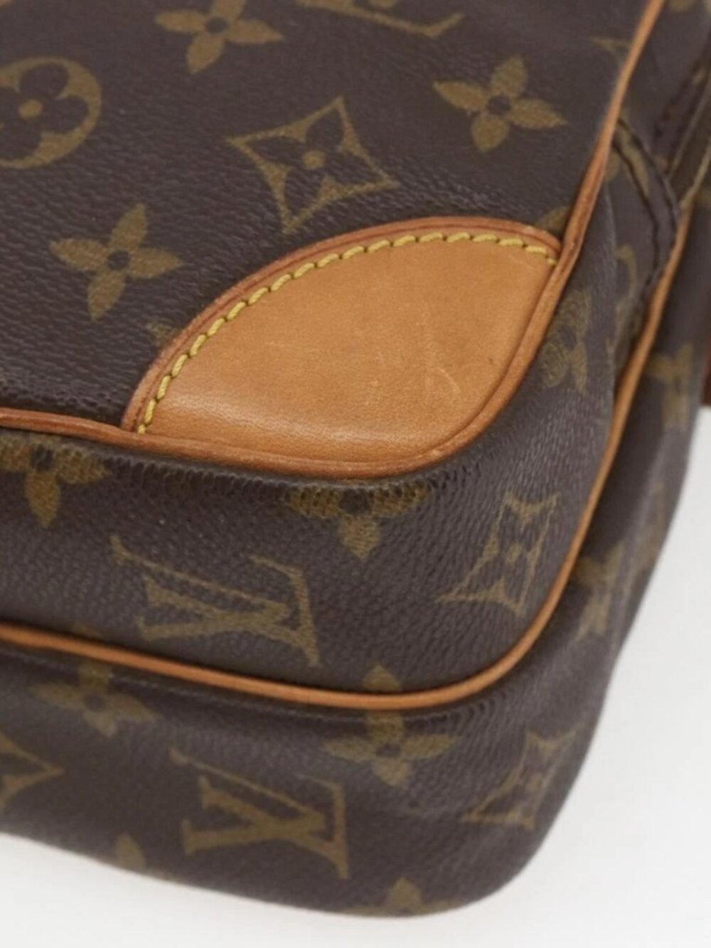 LOUIS VUITTON Monogram Amazon Shoulder Bag M45236 LV Auth ka1338 - Picture 4 of 16